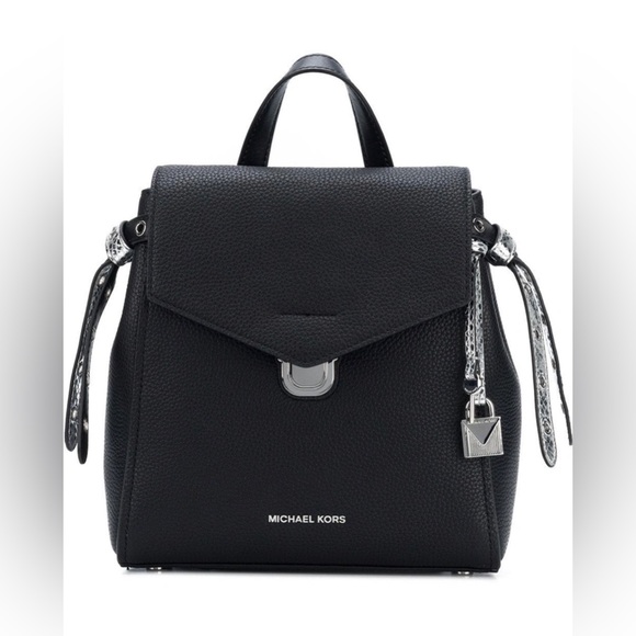 Michael Kors Bristol backpack - Picture 2 of 12